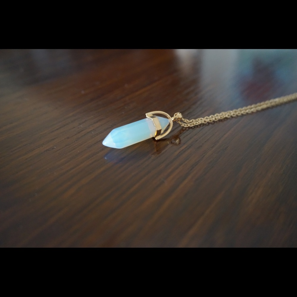 New! Crystal Pendant Necklace Gold Colored Chain - Picture 5 of 5